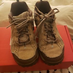Women shoes 8.5